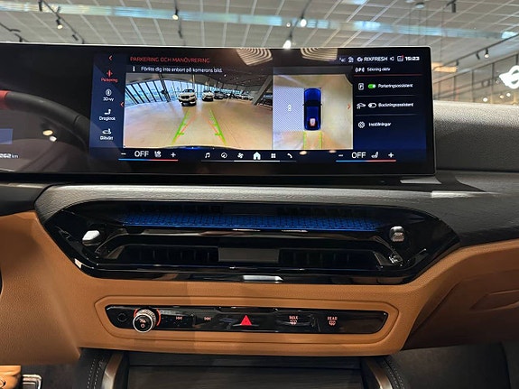 BMW i4 12 of 19