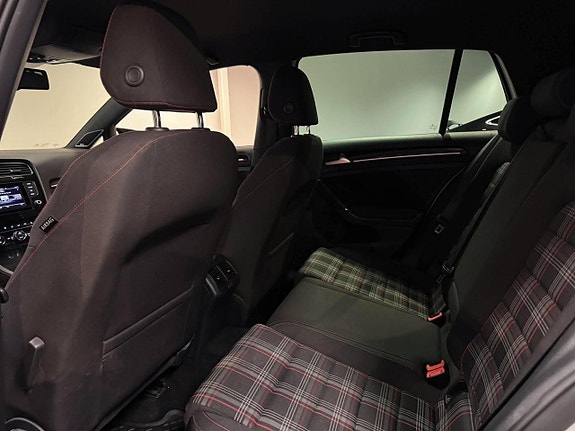 Volkswagen Golf I 24 of 25