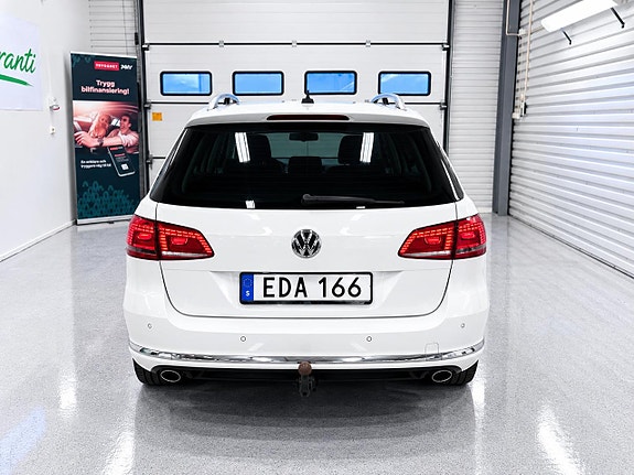 Volkswagen Passat 6 of 13