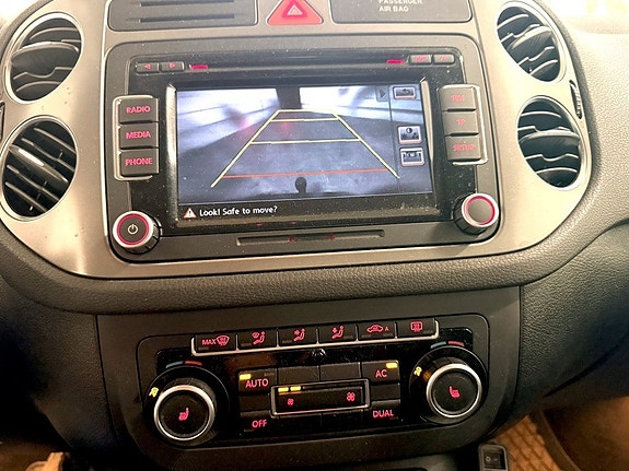 Volkswagen Tiguan 9 of 12