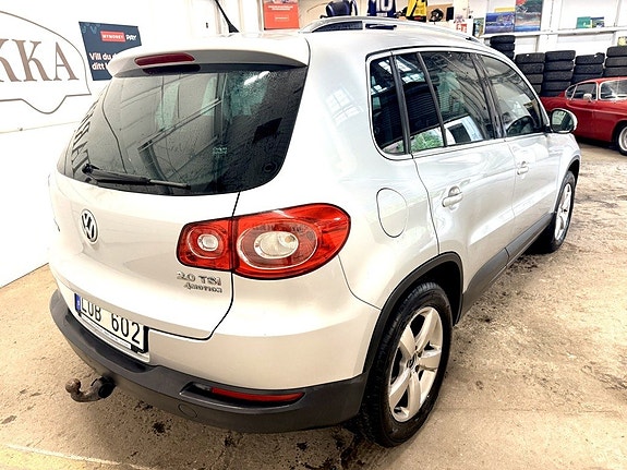 Volkswagen Tiguan 5 of 12