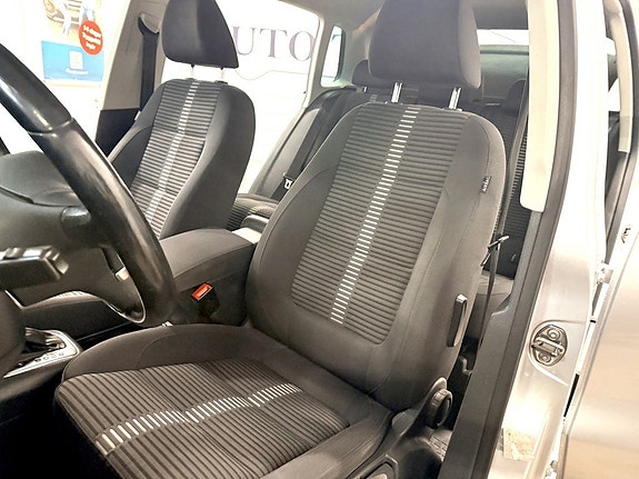 Volkswagen Tiguan 10 of 12