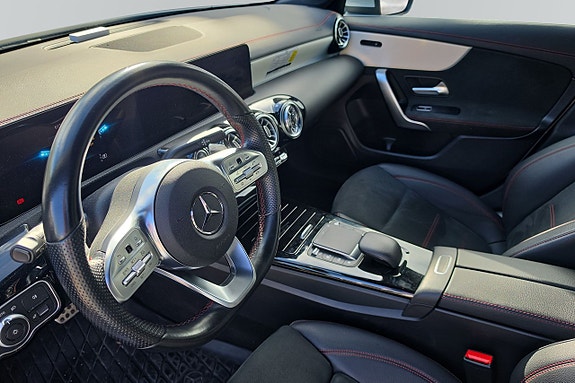 Mercedes-Benz CLA200 6 of 9