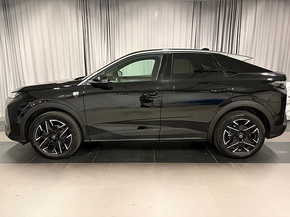 Peugeot 3008 2 of 17
