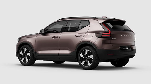 Volvo EX40 3 of 16
