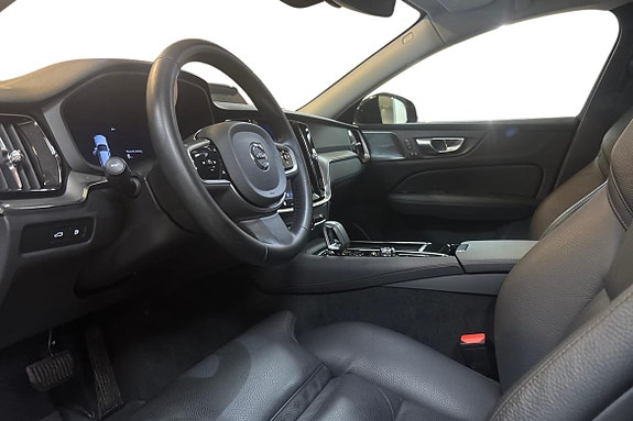 Volvo V60 8 of 13