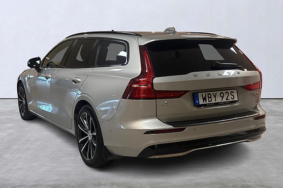 Volvo V60 4 of 13