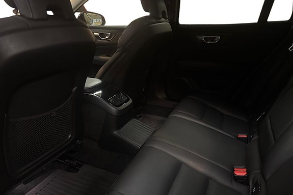 Volvo V60 11 of 13