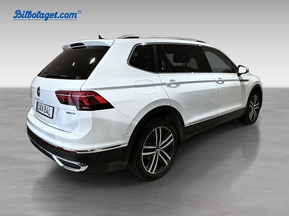 Volkswagen Tiguan Allspace 4 of 6