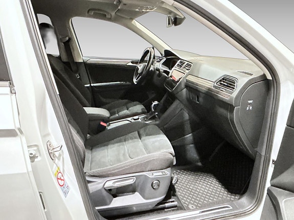 Volkswagen Tiguan Allspace 6 of 6