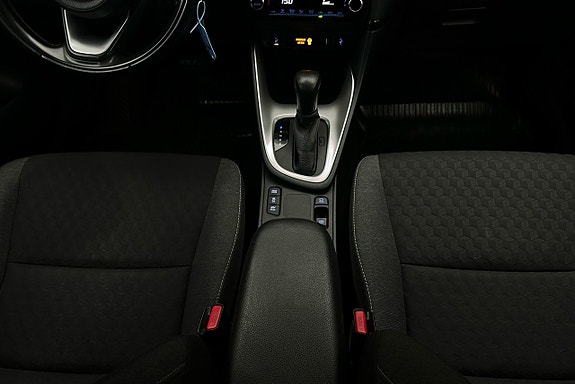 Toyota Yaris 9 of 21