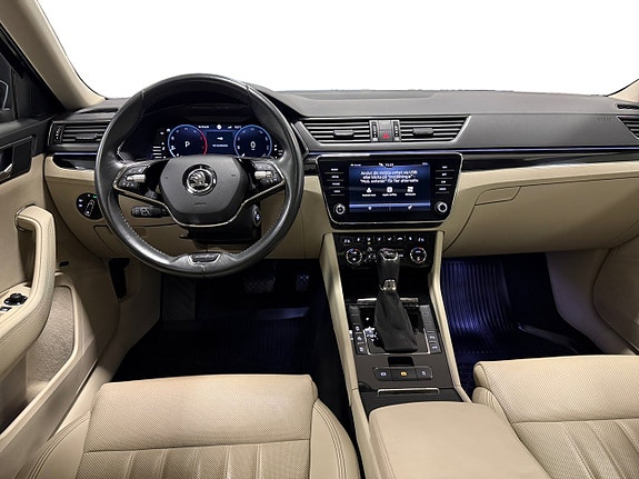 Skoda Superb 14 of 22