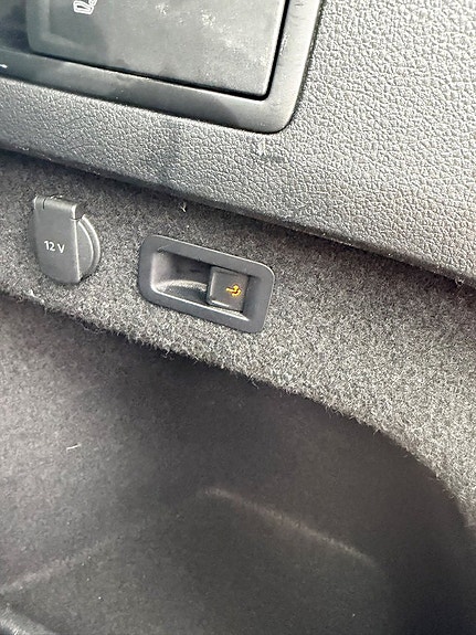 Volkswagen Passat 17 of 19