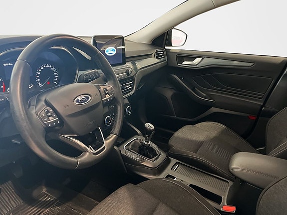 Ford Focus 5 of 9