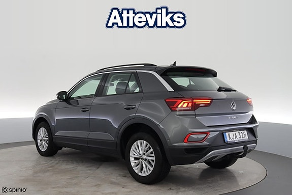 Volkswagen T-Roc 18 of 21