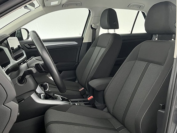 Volkswagen T-Roc 14 of 21