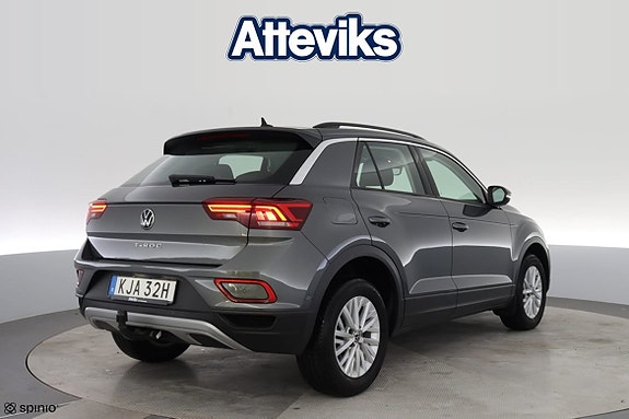 Volkswagen T-Roc 3 of 21