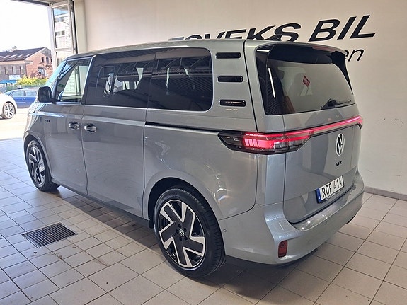 Volkswagen ID. Buzz 3 of 18