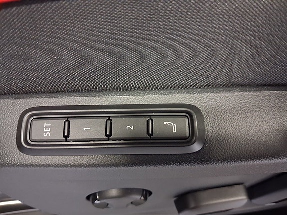 Volkswagen ID. Buzz 15 of 18