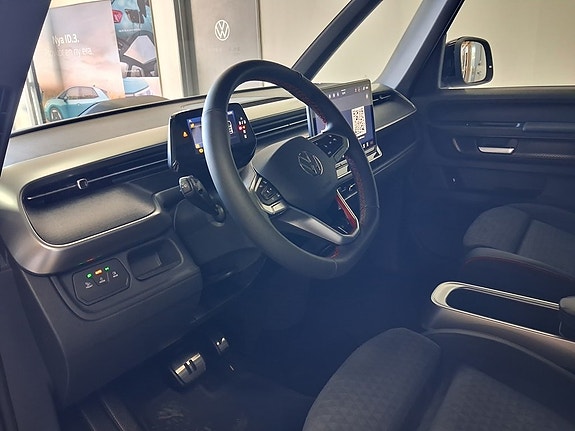 Volkswagen ID. Buzz 6 of 18
