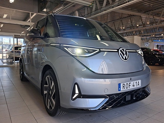 Volkswagen ID. Buzz 4 of 18