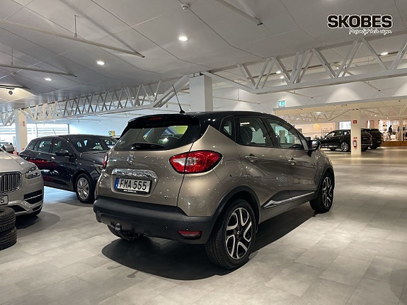 Renault Captur 6 of 16
