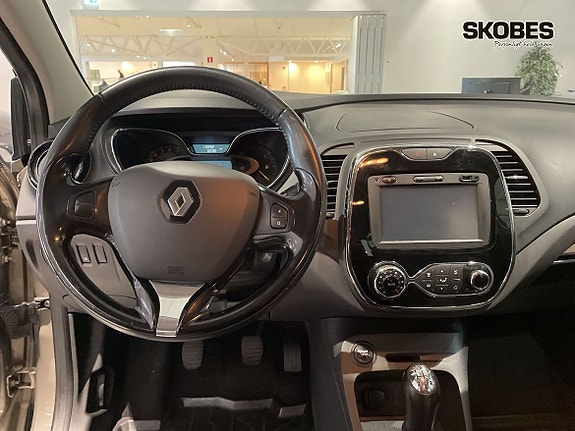 Renault Captur 11 of 16