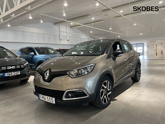 Renault Captur 3 of 16