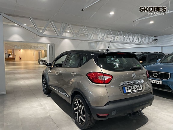 Renault Captur 4 of 16