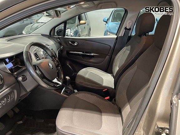 Renault Captur 7 of 16