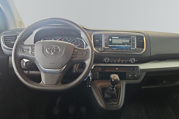Toyota Proace Verso 8 of 17