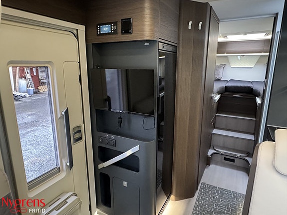 Adria MATRIX Supreme 670 SL Alde 180 hk 12 of 21
