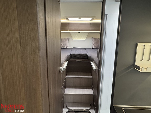 Adria MATRIX Supreme 670 SL Alde 180 hk 15 of 21