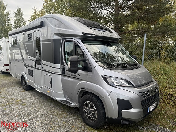 Adria MATRIX Supreme 670 SL Alde 180 hk 2 of 21
