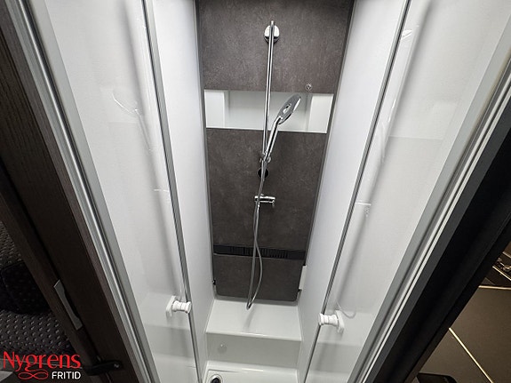 Adria MATRIX Supreme 670 SL Alde 180 hk 21 of 21