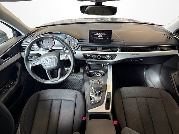 Audi A4 9 of 11