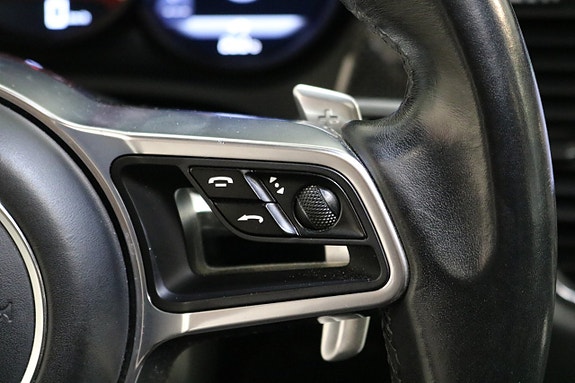 Porsche Macan GTS 10 of 27