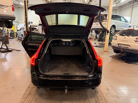 Volvo V90 8 of 8