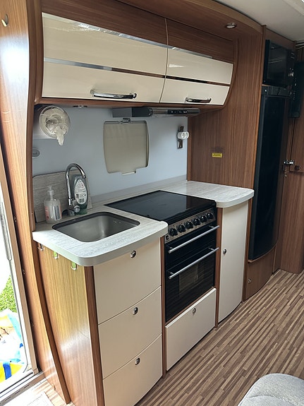 Adria Alpina 663 PT barnkammare 3 of 8
