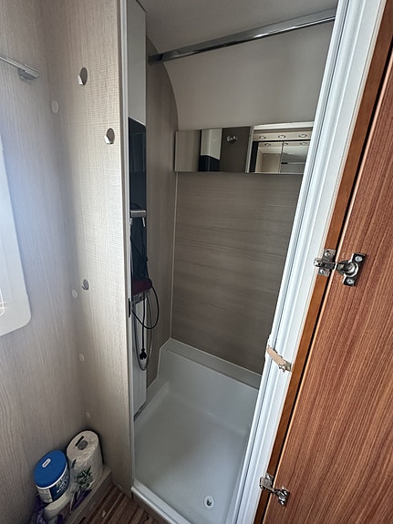 Adria Alpina 663 PT barnkammare 5 of 8