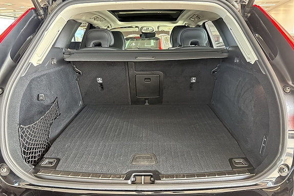 Volvo XC60 16 of 26