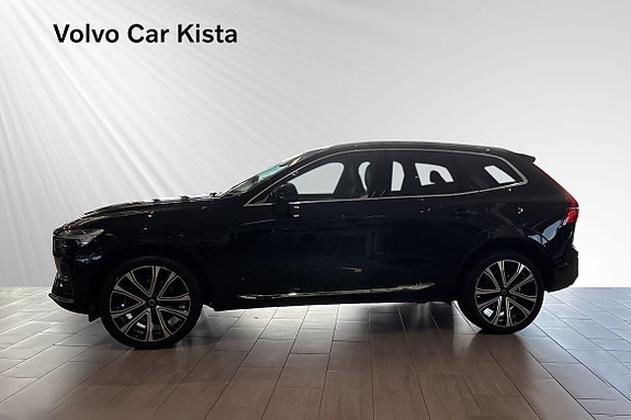 Volvo XC60 3 of 26