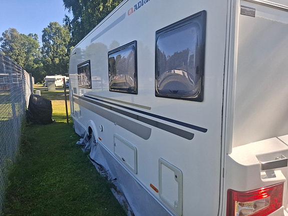 Adria Adora HT613 8 of 24