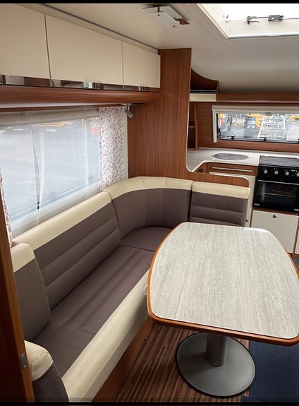 Adria Adora HT613 17 of 24