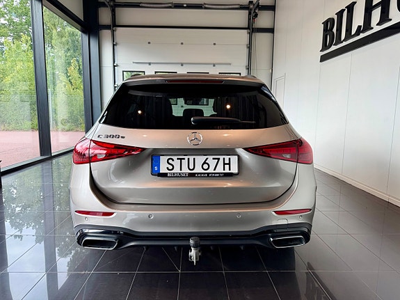 Mercedes-Benz C300 5 of 19