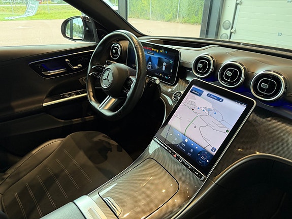 Mercedes-Benz C300 18 of 19