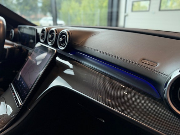 Mercedes-Benz C300 17 of 19