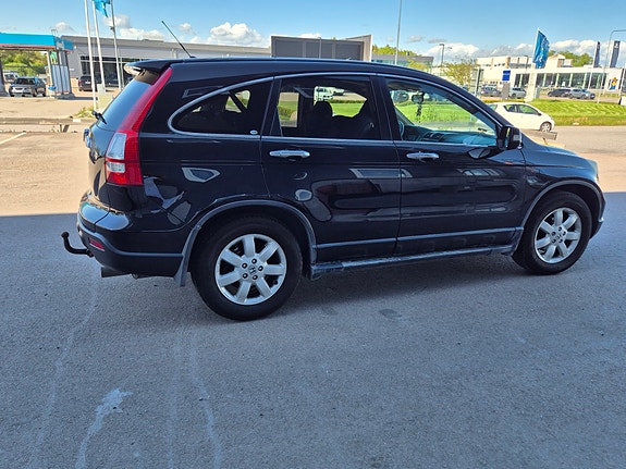 Honda CR-V 2 of 6