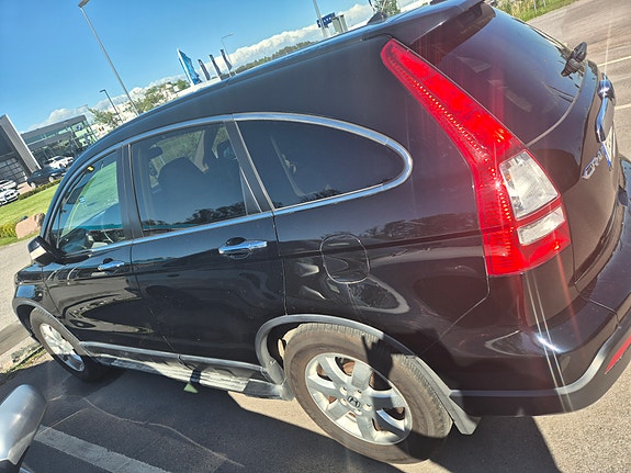 Honda CR-V 3 of 6