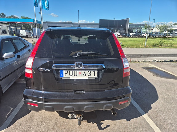 Honda CR-V 4 of 6